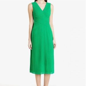 Ted Baker green MIDI Pleated Dress—size 3 (size 8-10).